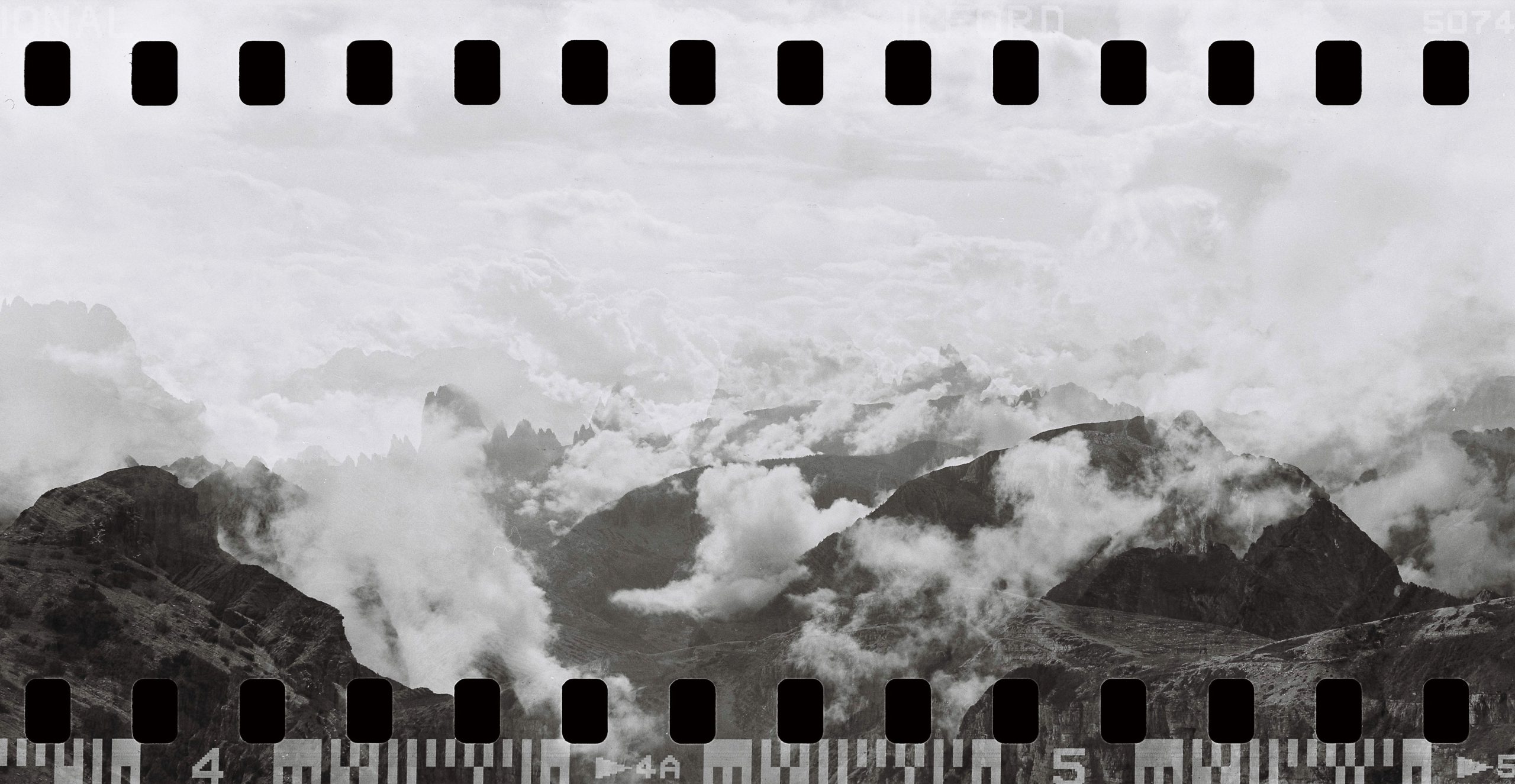 Blick ins Drei Zinnen Tal von der Auronzo Hütte aus.